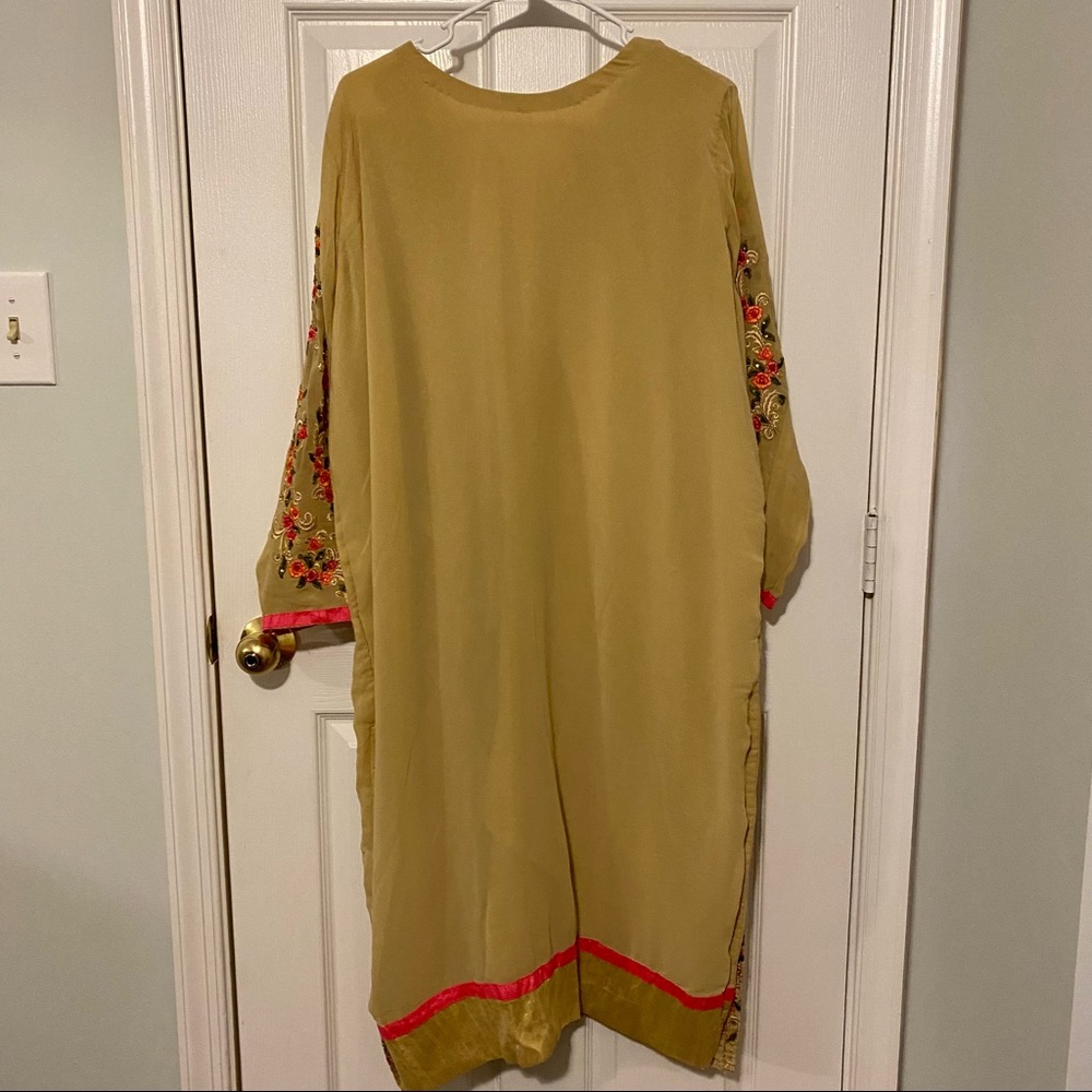 Indian Pakistani Green Salwar Kameez - Picture 8 of 10